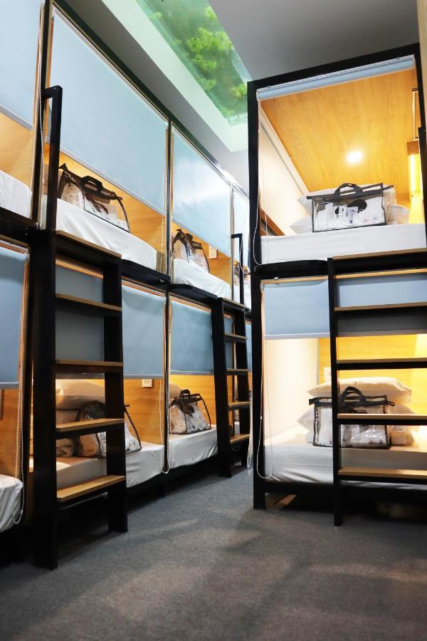 Amango Hostel Хошимін Екстер'єр фото